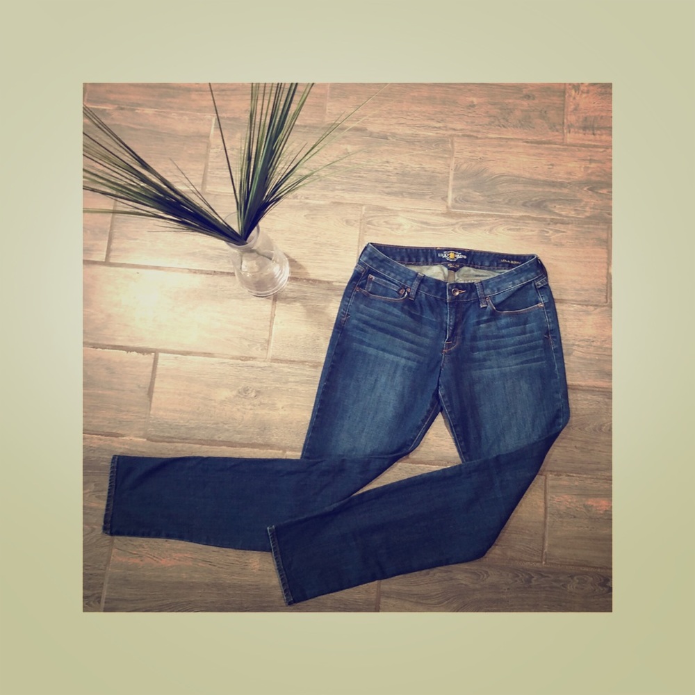 Lucky Brand dark wash Lola Skinny Jeans